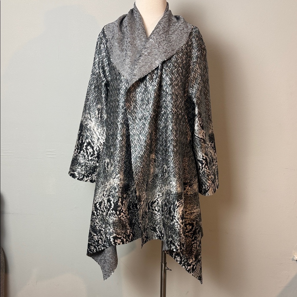 JERRY T New York Gray Silver Flower Open-Front Jacket ~ Large
